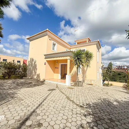 Nosredna 5 Bedroom & Pool Les01 * Ayamonte